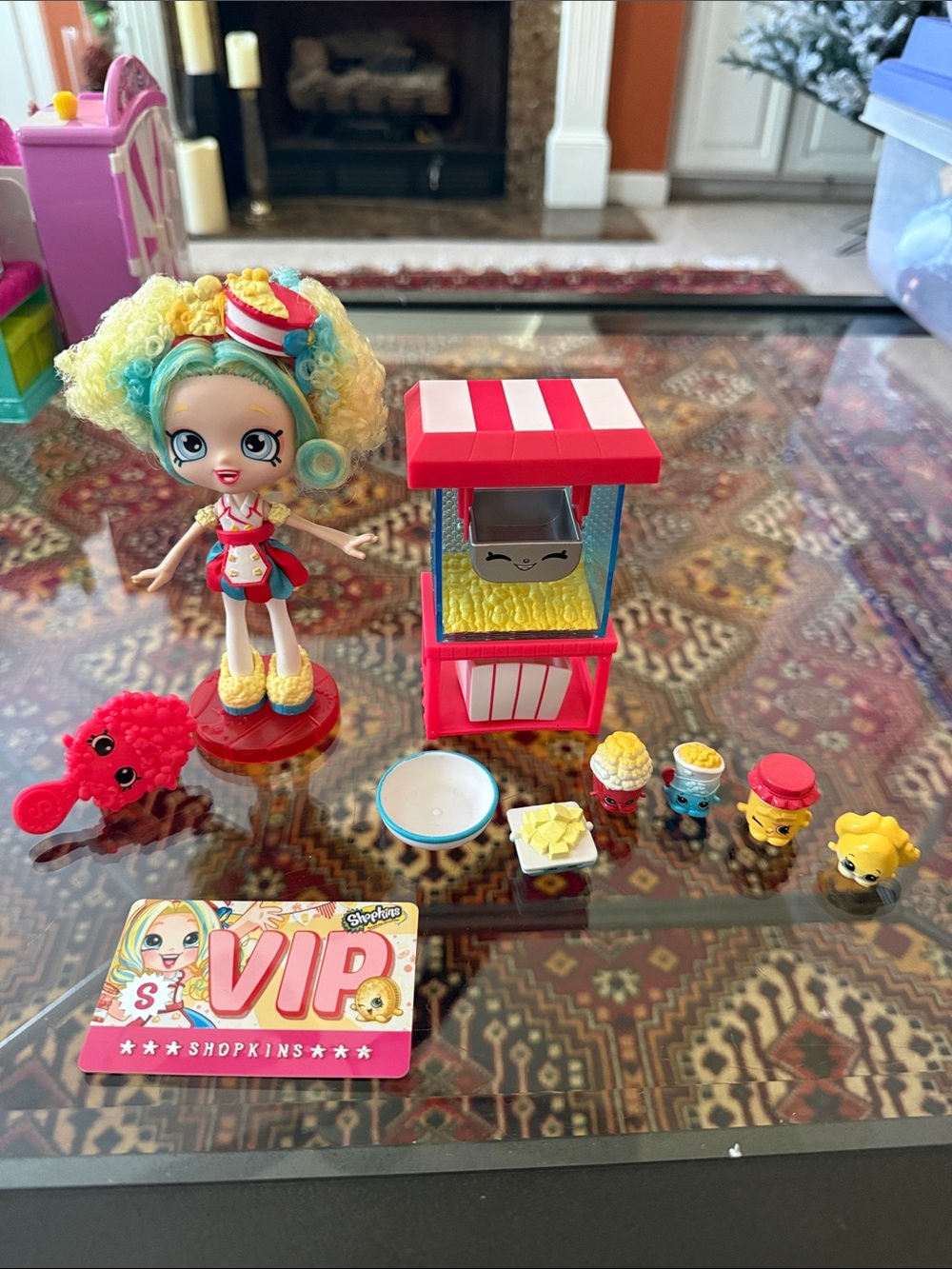 Shopkins Doll Playset with Pink Popcorn Stand and Multicolor Doll